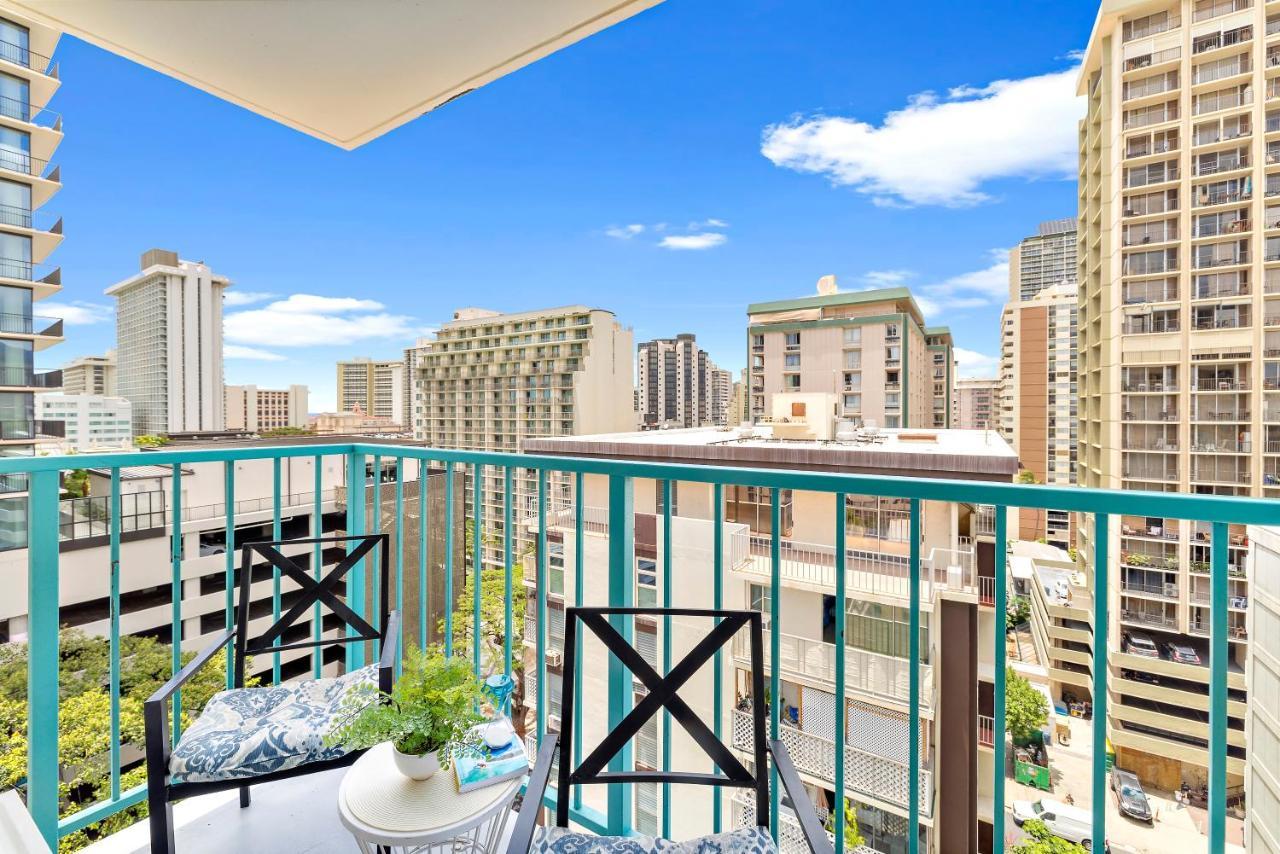 Beautiful Studio In The Heart Of Vibrant Waikiki Apartment Honolulu Bagian luar foto